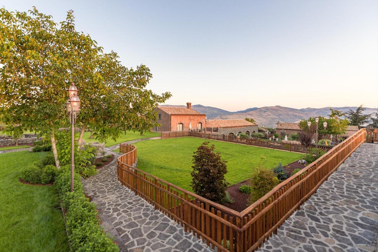 Etna Quota Mille Boutique Hotel, Typical Sicilian Food & Wine Randazzo Luaran gambar