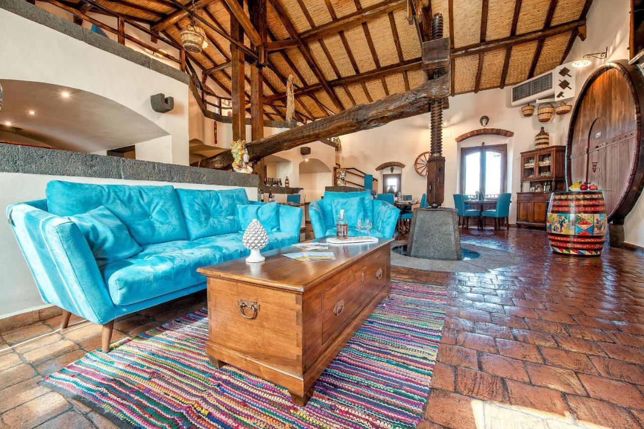 Etna Quota Mille Boutique Hotel, Typical Sicilian Food & Wine Randazzo Luaran gambar