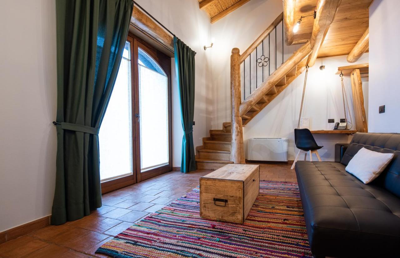 Etna Quota Mille Boutique Hotel, Typical Sicilian Food & Wine Randazzo Luaran gambar