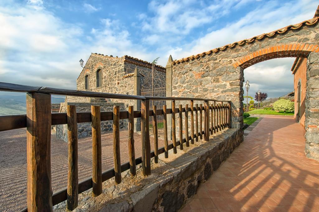 Etna Quota Mille Boutique Hotel, Typical Sicilian Food & Wine Randazzo Luaran gambar